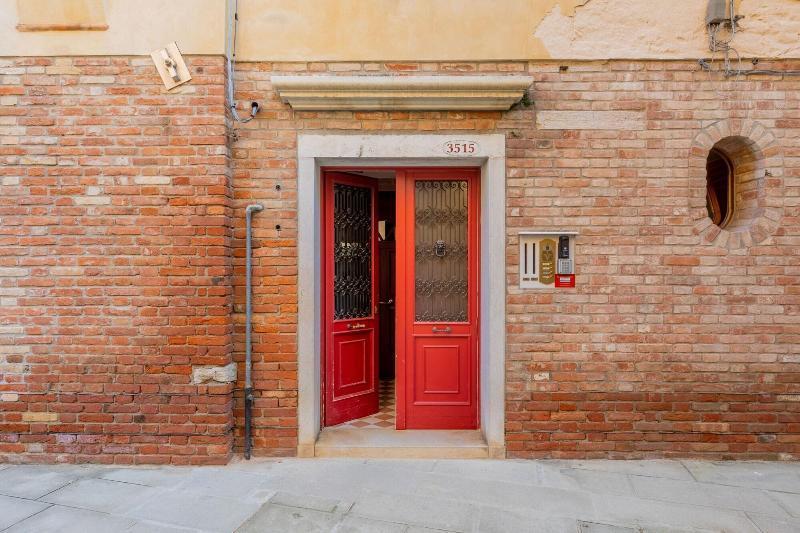 B And B Casanova Ai Tolentini Venedig Exterior foto