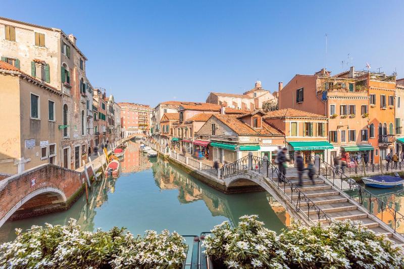 B And B Casanova Ai Tolentini Venedig Exterior foto